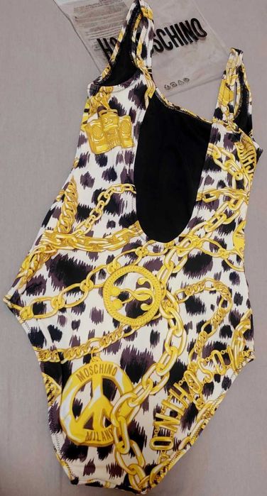 H&М Love Moschino