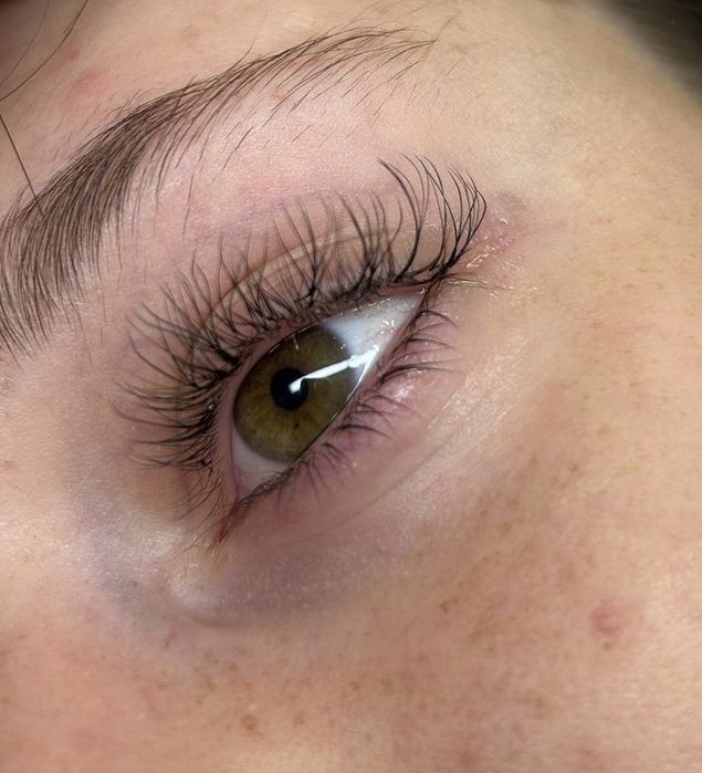 Stilizare gene si sprancene