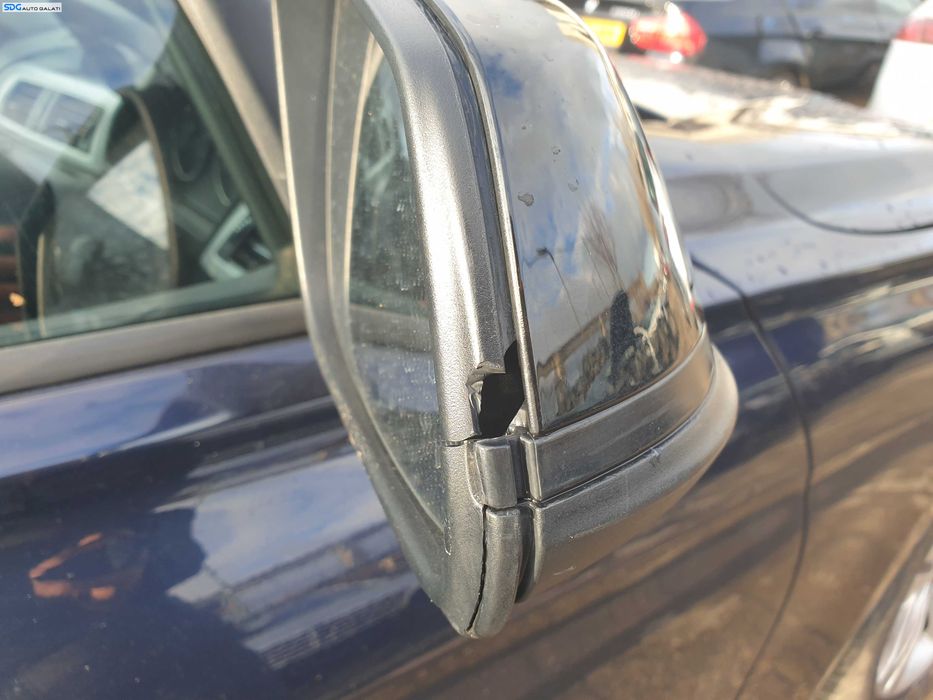 Oglinda Electrica Dreapta cu Defect BMW Seria 3 F30 F31 NFL Non Facelift 2011 - 2014 Culoare A89 Imperial Blue Brilliant Effect [K2151]