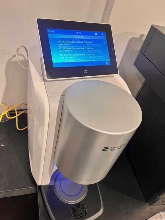 DENTSPLY SIRONA CEREC MCXL PREMIUM + cerec speedfire + unitate aspiratie