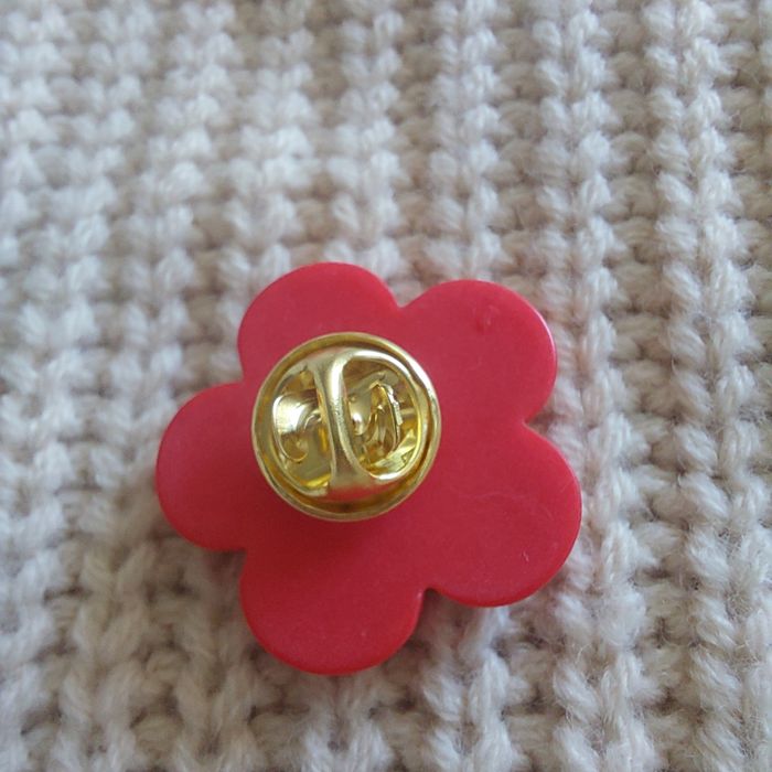 Брошка аксесор - цвете