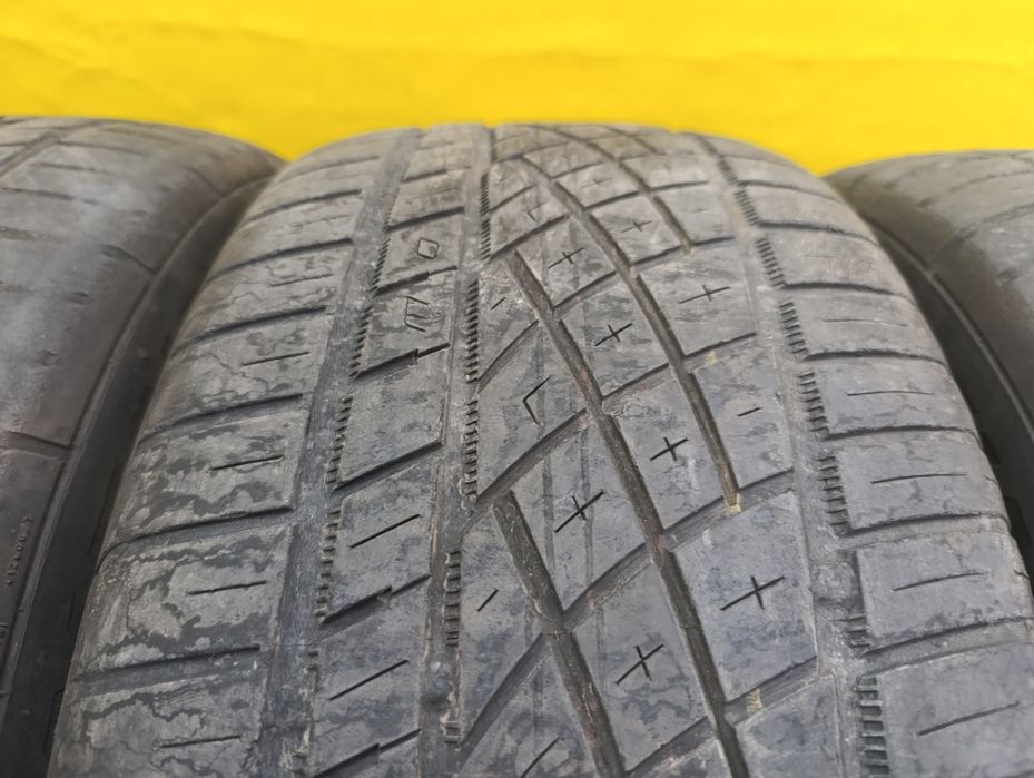Шины 255 55 R18 Continental комплект