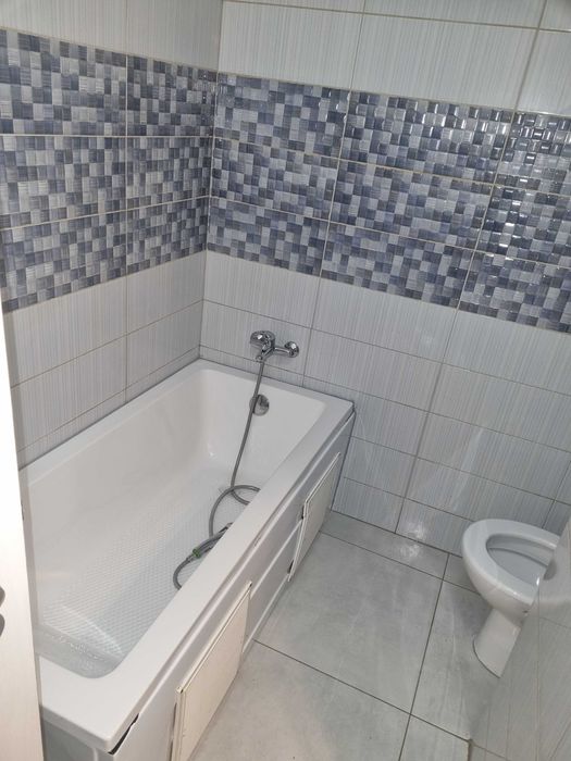 Închiriez ap 2 camere