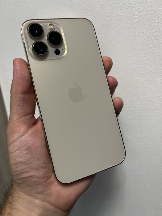 iphone 13 pro max gold second hand si noi de vanzare • Anunturi