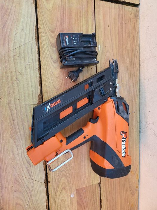 Pistol puscat cuie lemn Paslode  IM90Xi