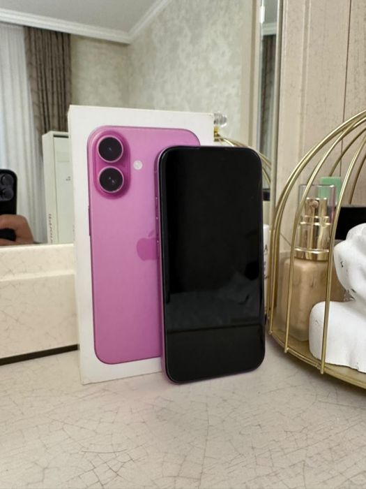 iPhone 16 в отличном состоянии