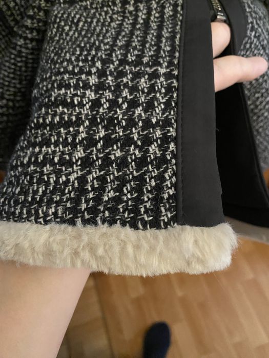 Пальто на замке