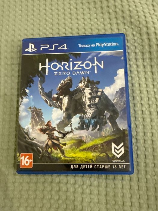 Диск на PS4 Horizon Zero Dawn