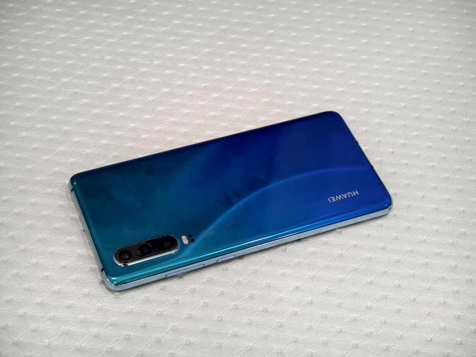 HUAWEI P30 можно обмен