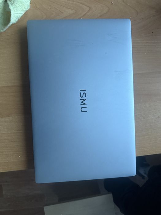 Продаю Ноутбук ISMU