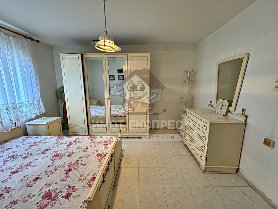 Продава се Етаж от къща в Асеновград - 178 кв.м за 675 €/кв.м - Снимка #15