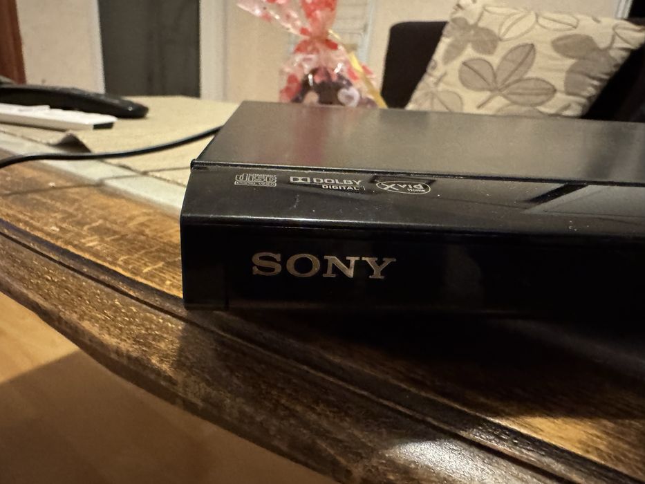 Dvd player sony DVP-SR760H двд плейър