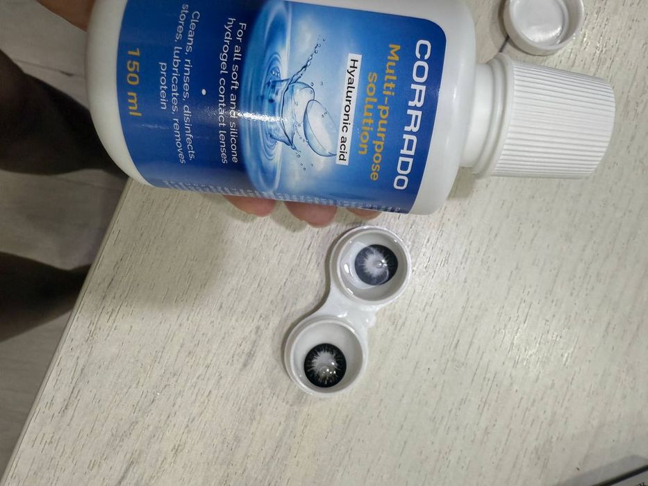 Линзы  тёмные продаются