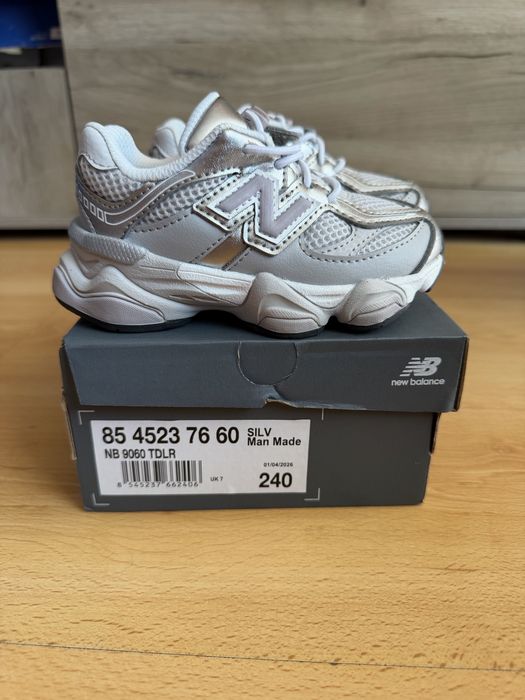 New Balance 9060 детски маратонки