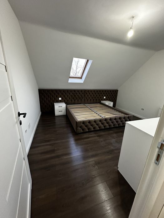 Vand apartament cu 3 camere