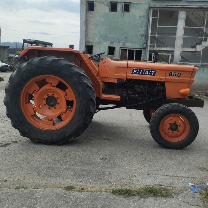 Tractor Fiat  850, 85CP