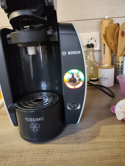 Кафе машина BOSH с капсули Tassimo