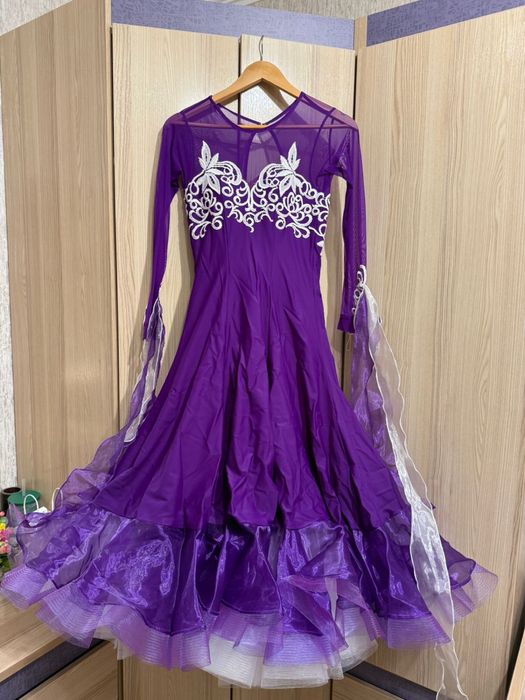 Продам спортивно-бальные платья