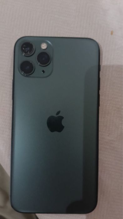 Iphone 11 pro.