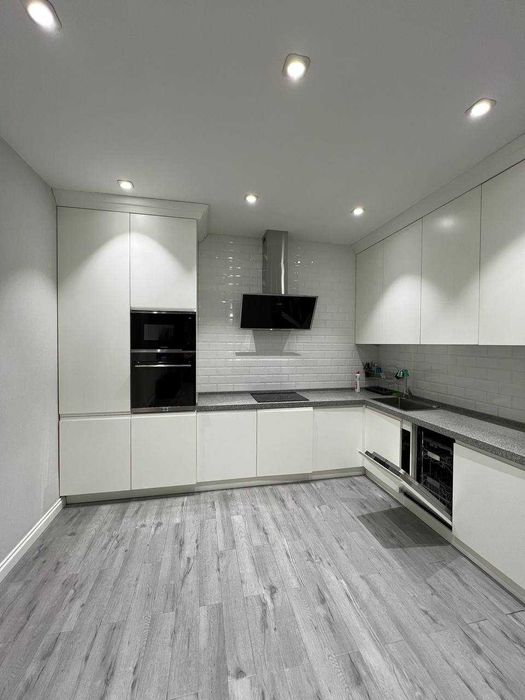 Сдаётся в аренду на Ул. Тараса Шевченко ЖК Мирабад Элит 3 ком