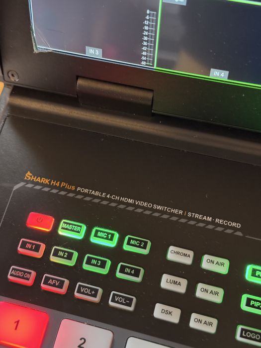 Портативно 4-канално подкаст студио  AVMATRIX Shark H4 Plus