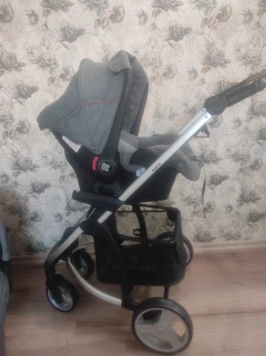 Продавам количка 3 в 1