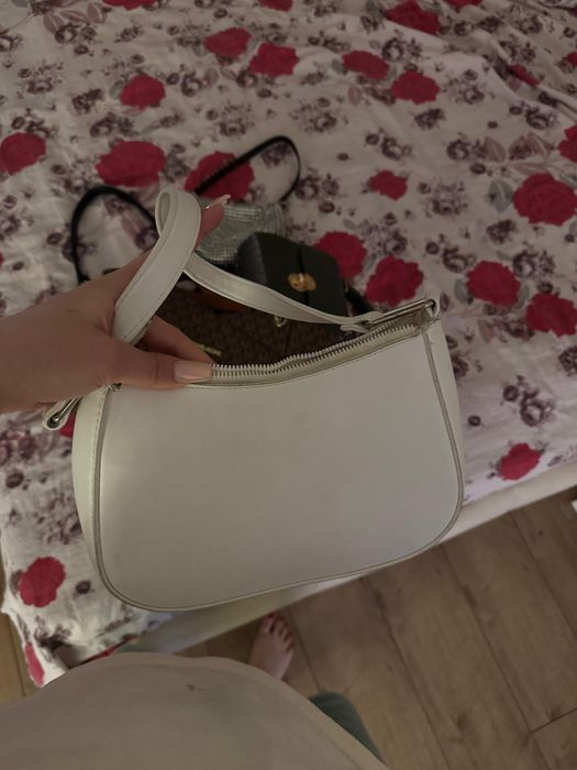 Продаю сумки срочно