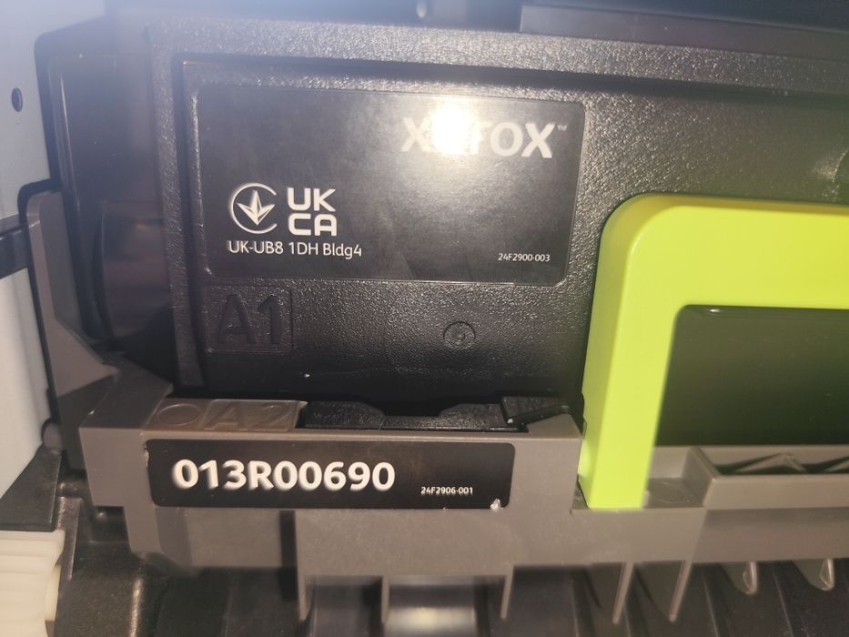 Продам принтер Xerox B310