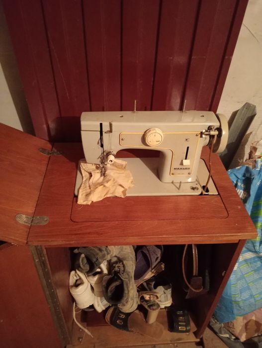 Швейная машинка советская