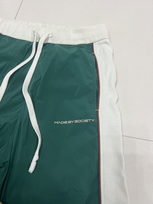 Pantaloni Made By Society