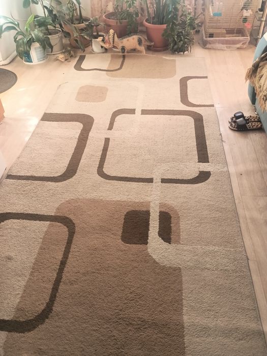 Продам ковер 2 на 4.