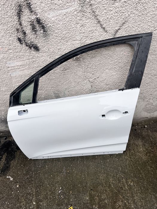 Usa stanga fata renault clio 5 v 2019-2025