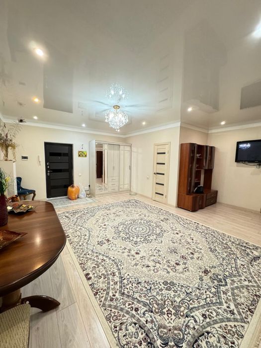 Сдается на длительный срок квартира