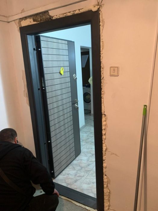 Usa MEGA DOOR Prestige   1 750 lei