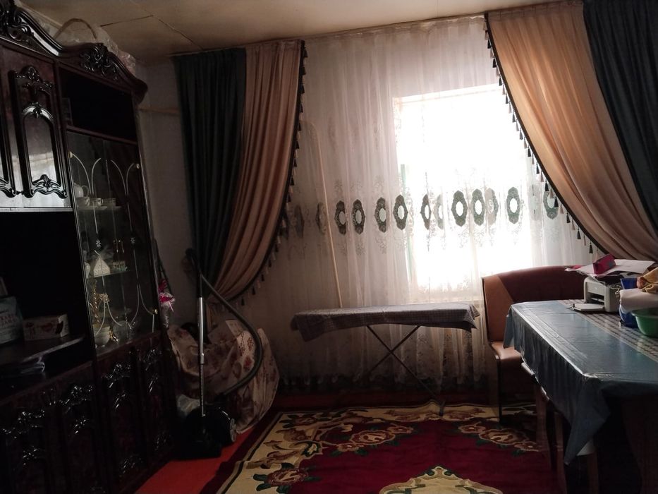Тез арада үй сатылады