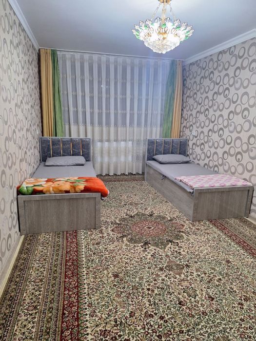 Квартира посуточно. Более 4 человек=скидка. Парочкам не беспокоить