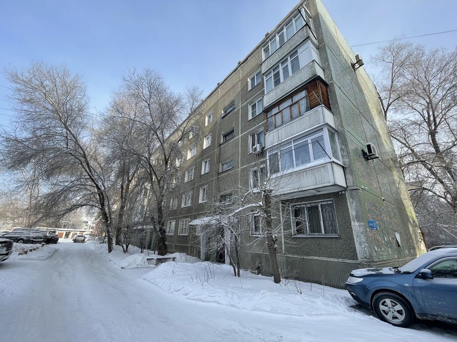 Продам полуторку на Астана 8/2