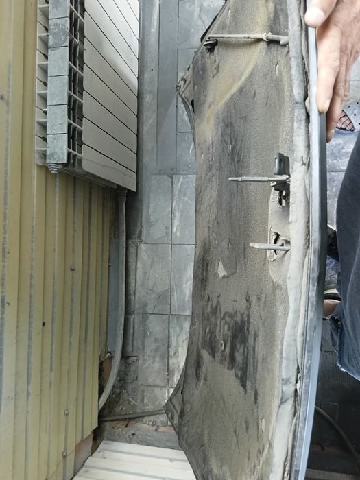 Продам капот приора