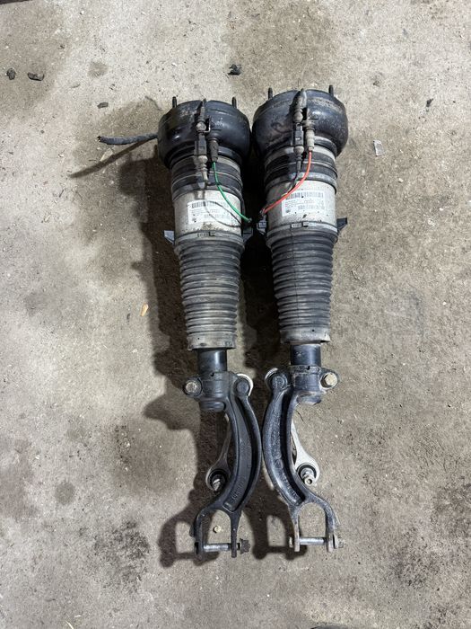 Предна въздушна възглавница и амортисьор за Audi S8 D4 /4H 2014