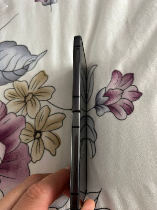 Samsung flip 4 128 GB