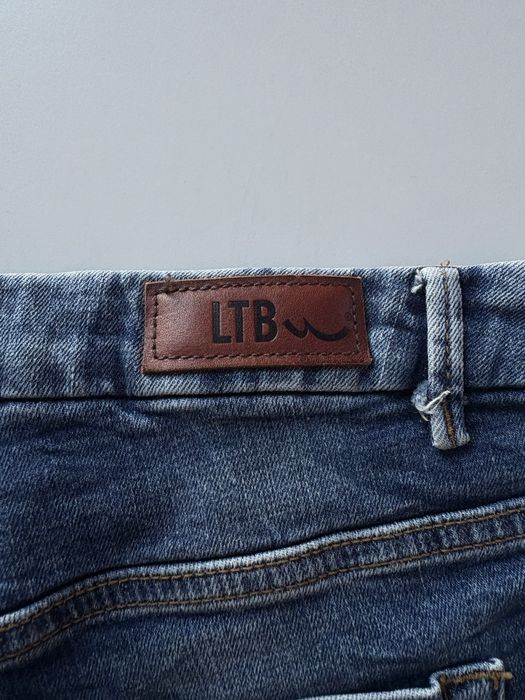 Blugi scurti LTB
