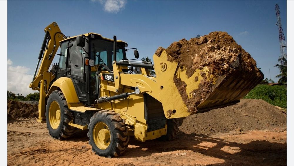 Экскаватор-погрузчик 3в1