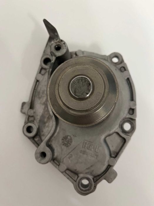 SUZUKI GRAND vitara II 1.9 DDiS водна помпа HEPU