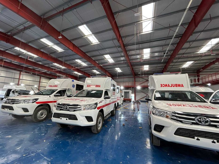 Внедорожник скорой помощи Toyota Hilux Almulance/ Tez yordam