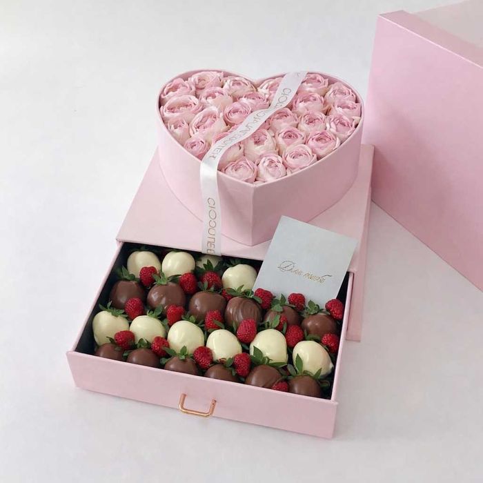 Подарочные коробки