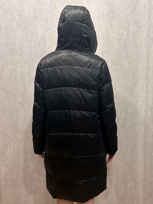 Продается зимний пуховик