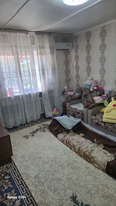 2/2/2, Спутник 8, Продажа