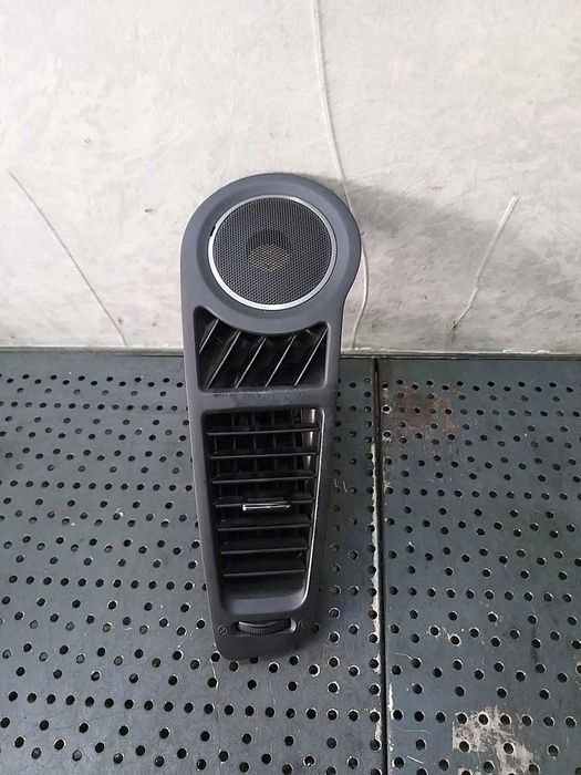 Grila ventilatie bord stanga kia soul 974502k000