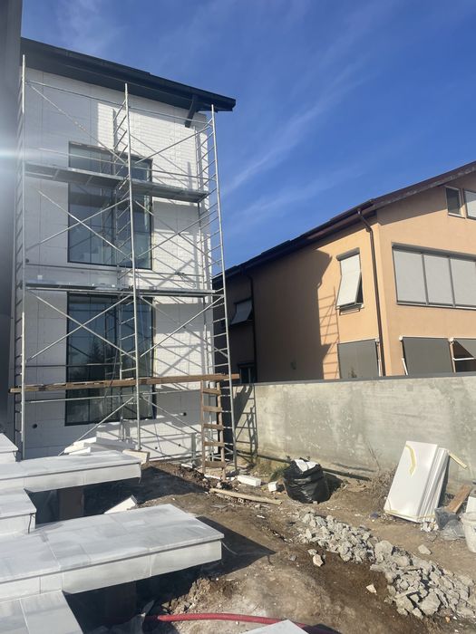 Otopeni inchiriez schela mobila aluminiu  interior schela de inchiriat