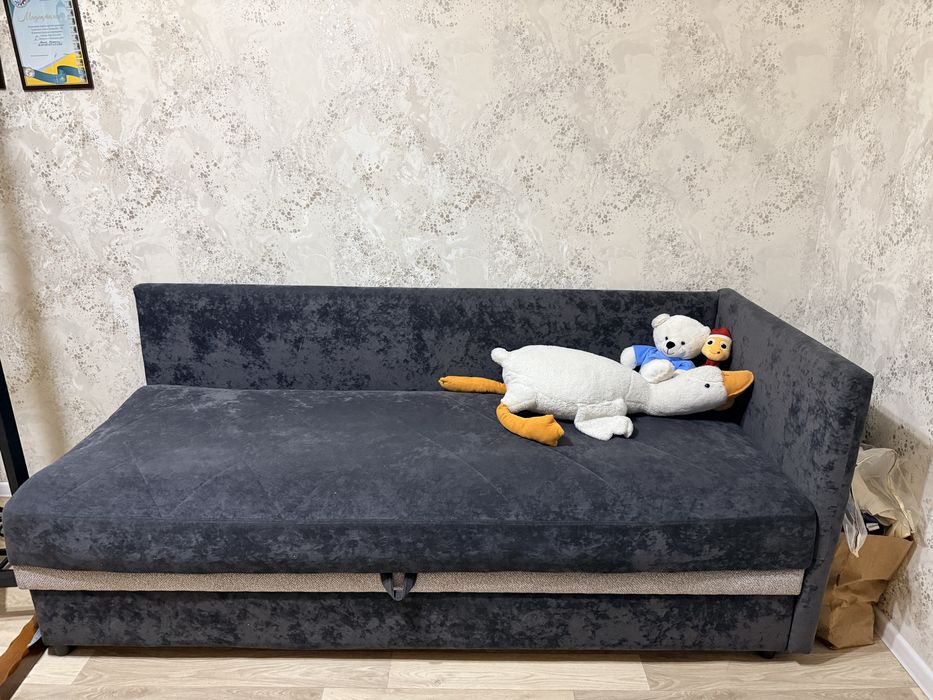 Продам диван в отличном состоянии